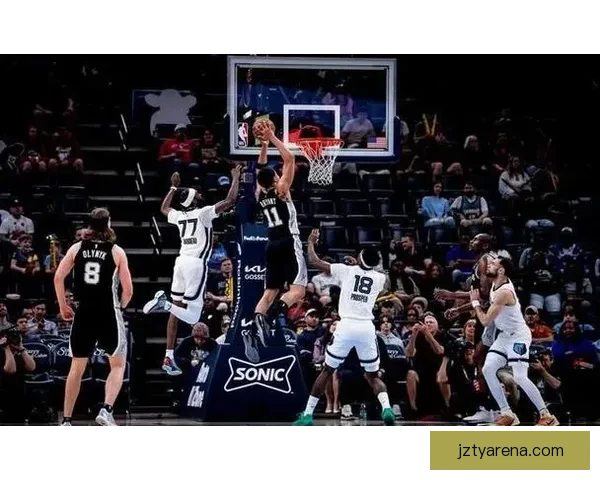 克莱4分钟轰下14分挑衅马刺替补席回应摆烂计划